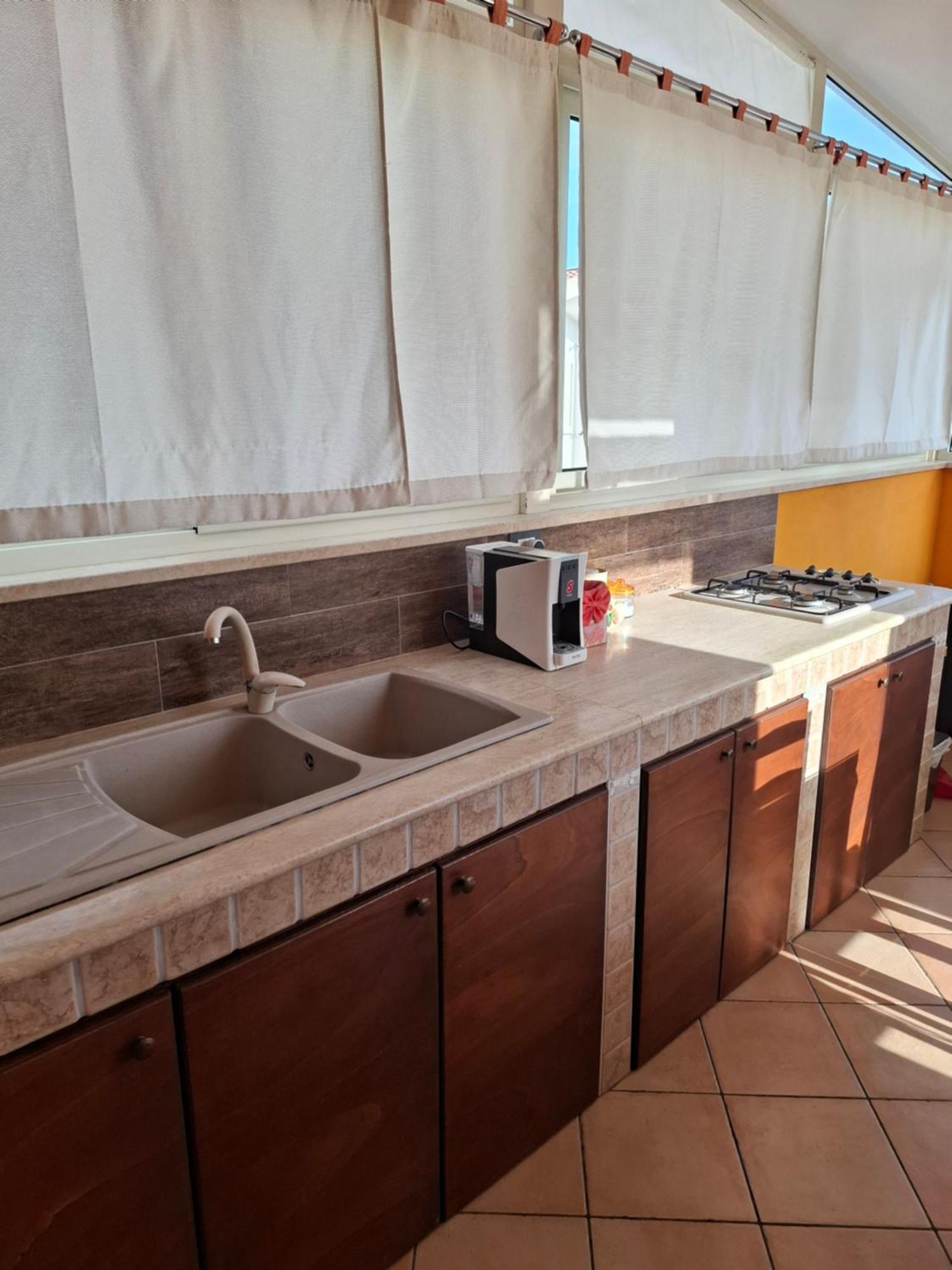 Casa Vacanze Villa Melina เรอัลมอนเต ภายนอก รูปภาพ